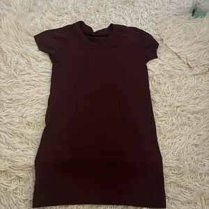 Burgundy Short Sleeve lulu athletic shirt